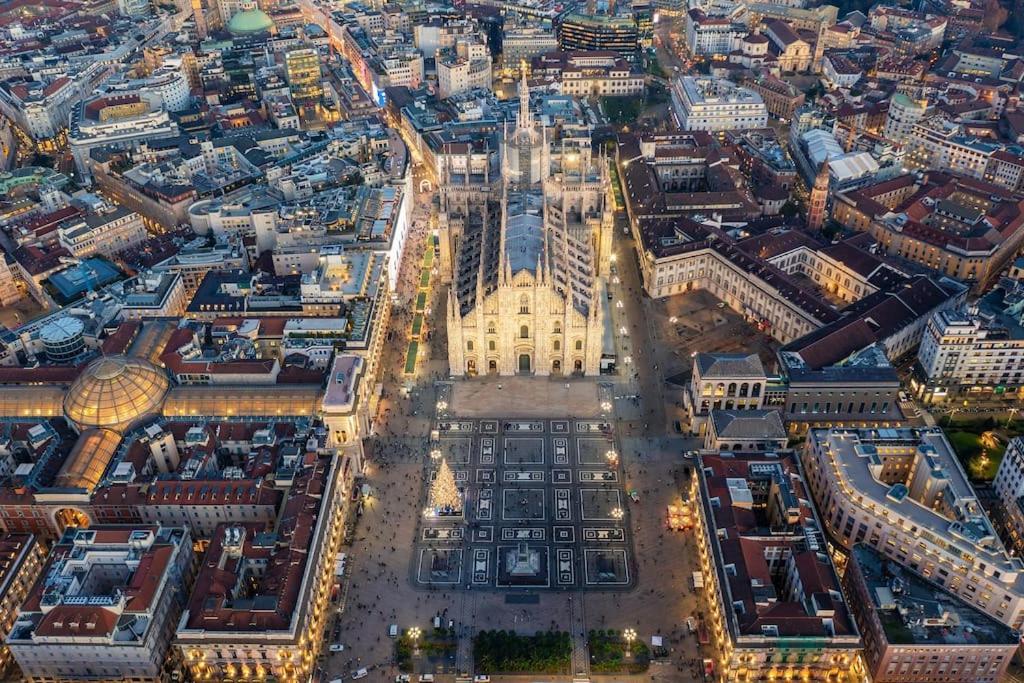 Duomo-PortaromanaXxl Home Terrace & Free Parking 米兰 外观 照片